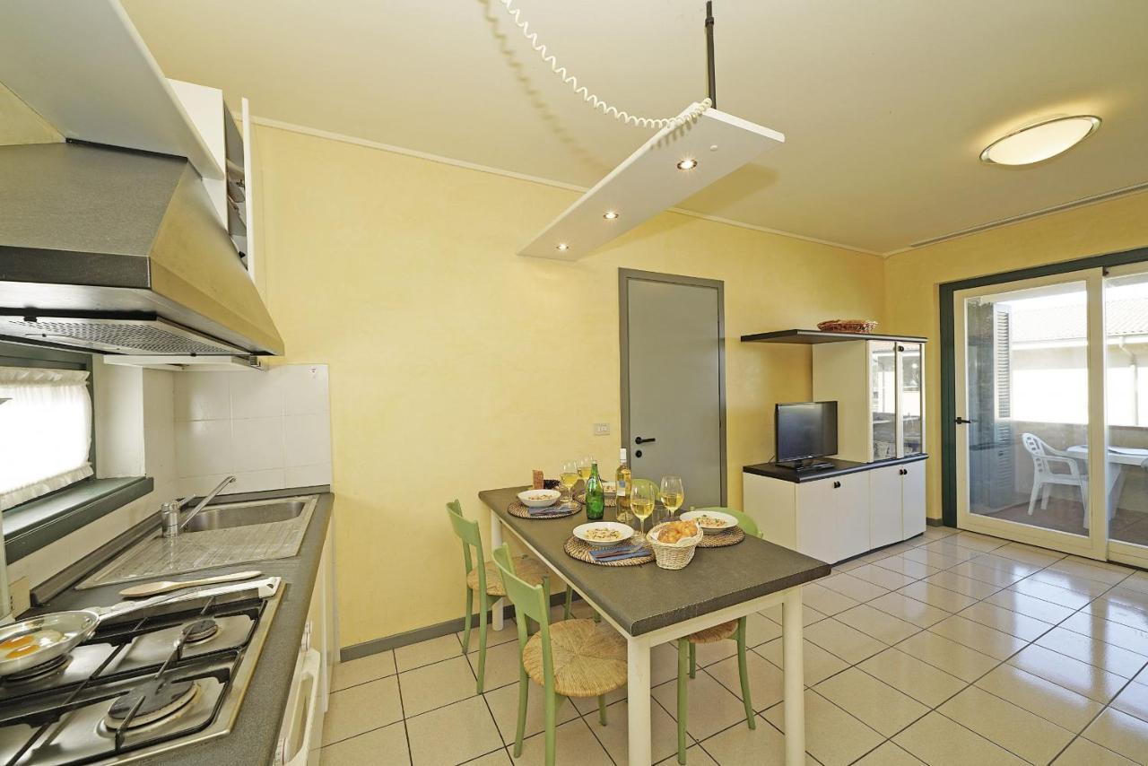 Apartamento Il Porticciolo P1-12 By Wonderful Italy Sirmione Exterior foto