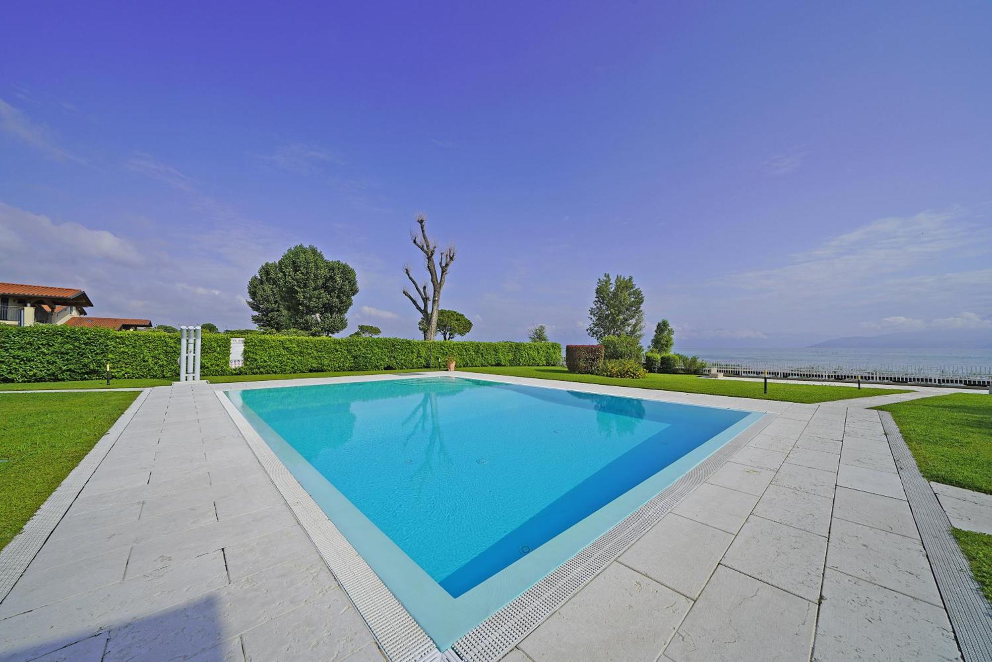 Apartamento Il Porticciolo P1-12 By Wonderful Italy Sirmione Exterior foto