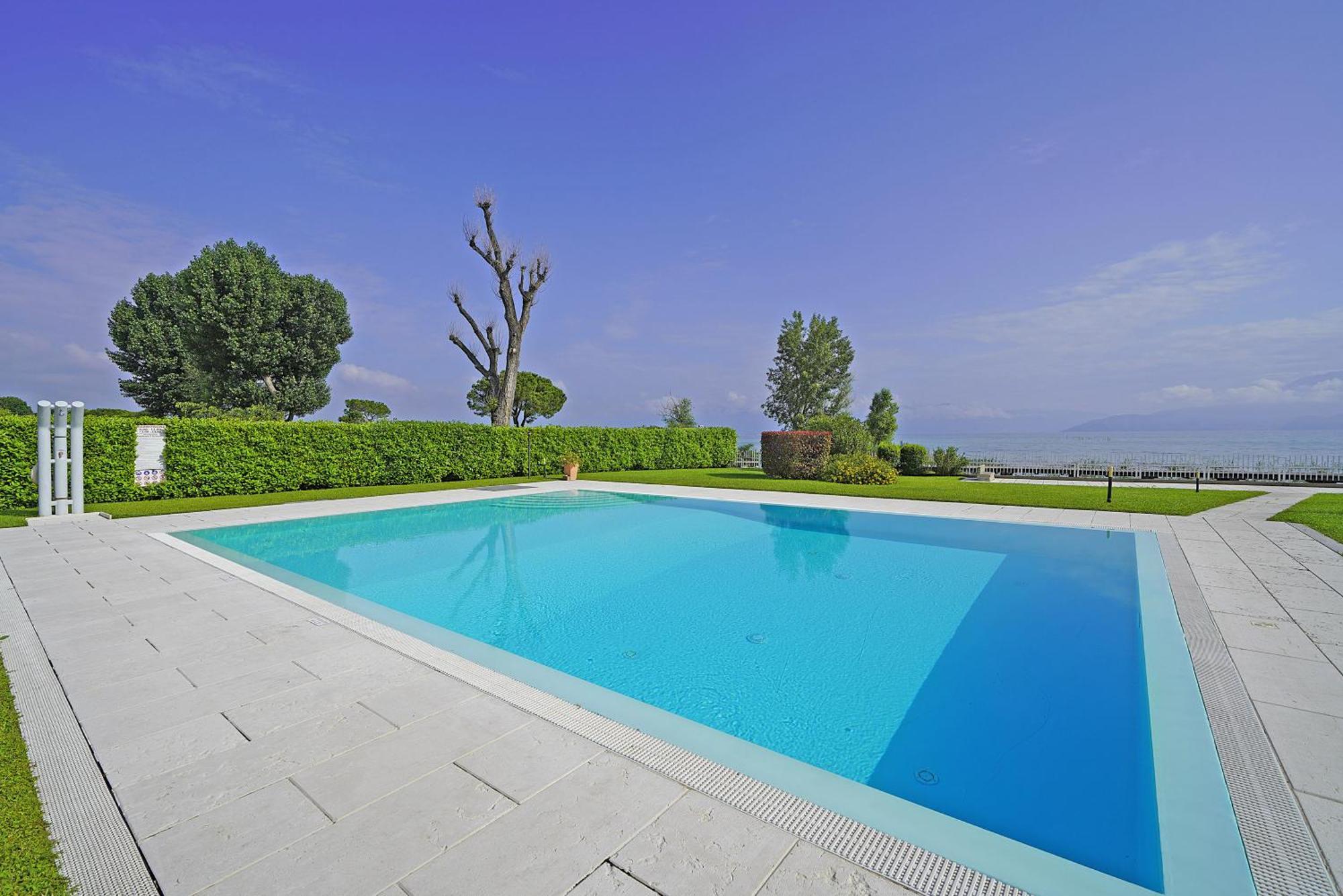 Apartamento Il Porticciolo P1-12 By Wonderful Italy Sirmione Exterior foto