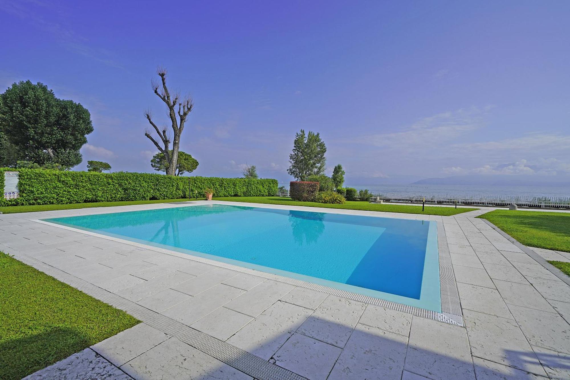 Apartamento Il Porticciolo P1-12 By Wonderful Italy Sirmione Exterior foto